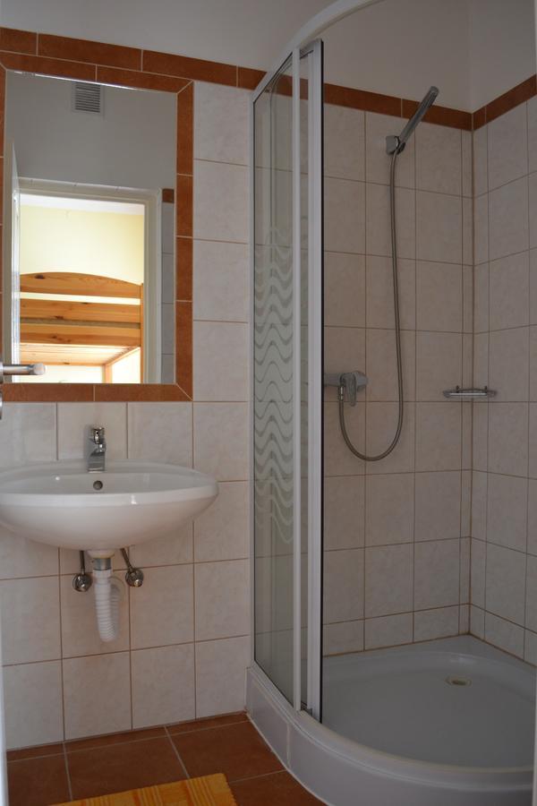 Lokomotiv Motel Eger Kültér fotó